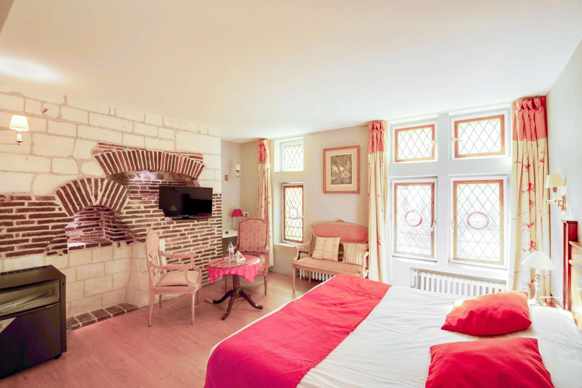 Brit Hotel Comtes De Champagne - Troyes Centre Historique Eksteriør billede