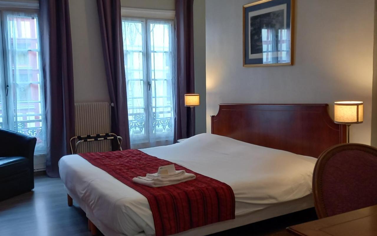 Brit Hotel Comtes De Champagne - Troyes Centre Historique Eksteriør billede